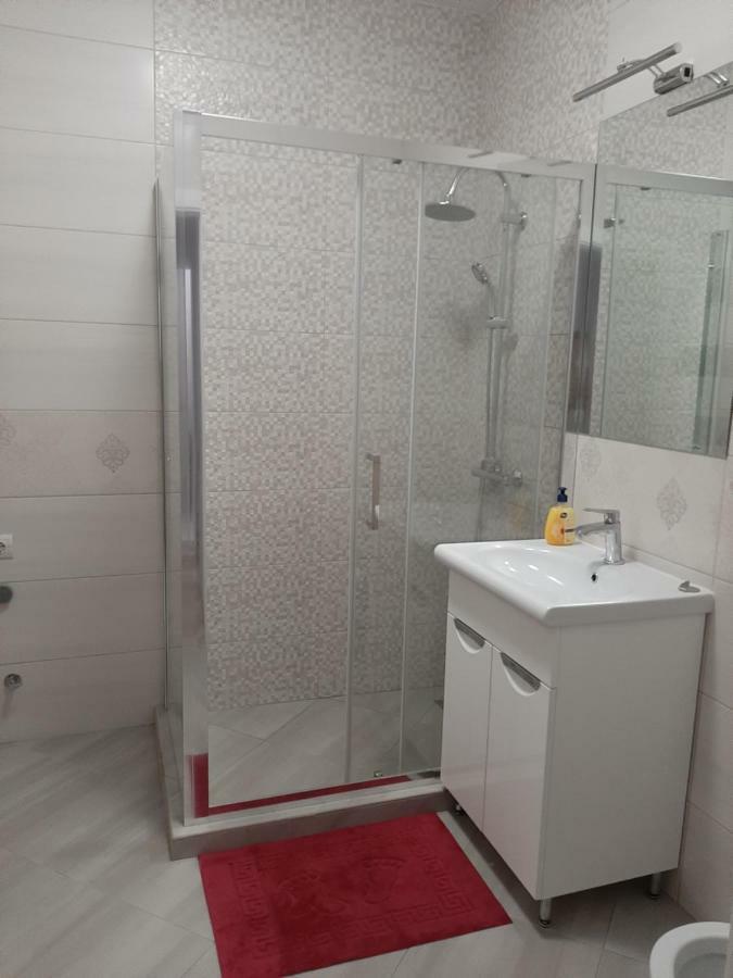 Apartment In Serbska ลวีฟ ภายนอก รูปภาพ