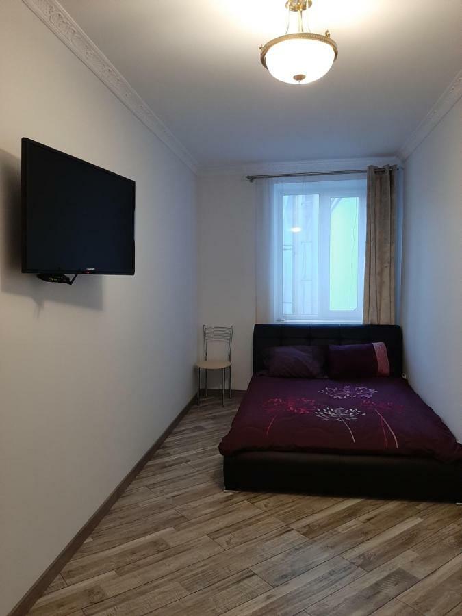 Apartment In Serbska ลวีฟ ภายนอก รูปภาพ