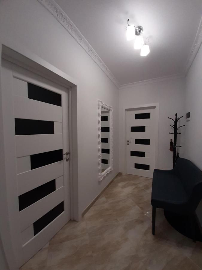 Apartment In Serbska ลวีฟ ภายนอก รูปภาพ