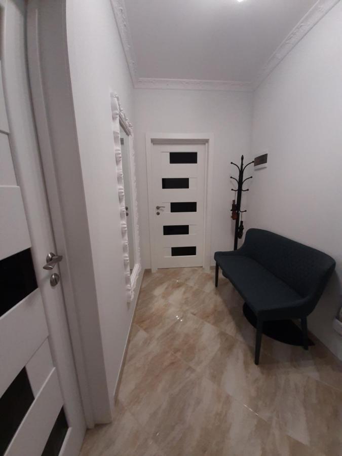 Apartment In Serbska ลวีฟ ภายนอก รูปภาพ